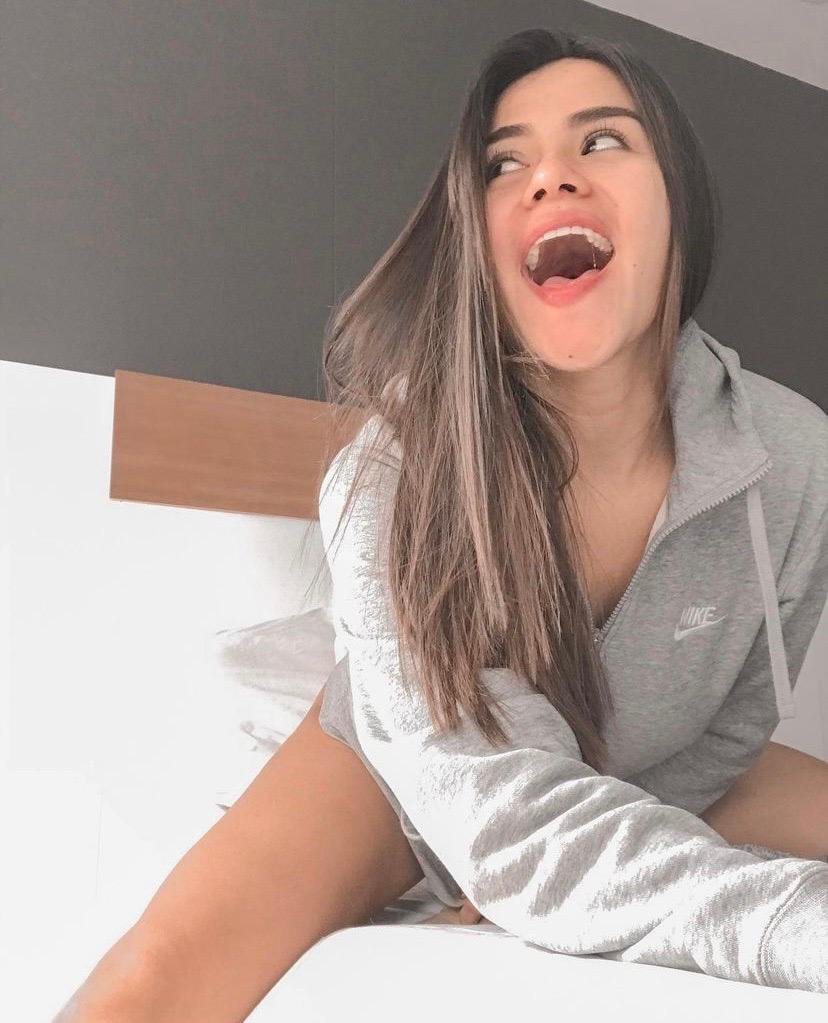 İmranlı Alımlı Escort Bayan Nermin