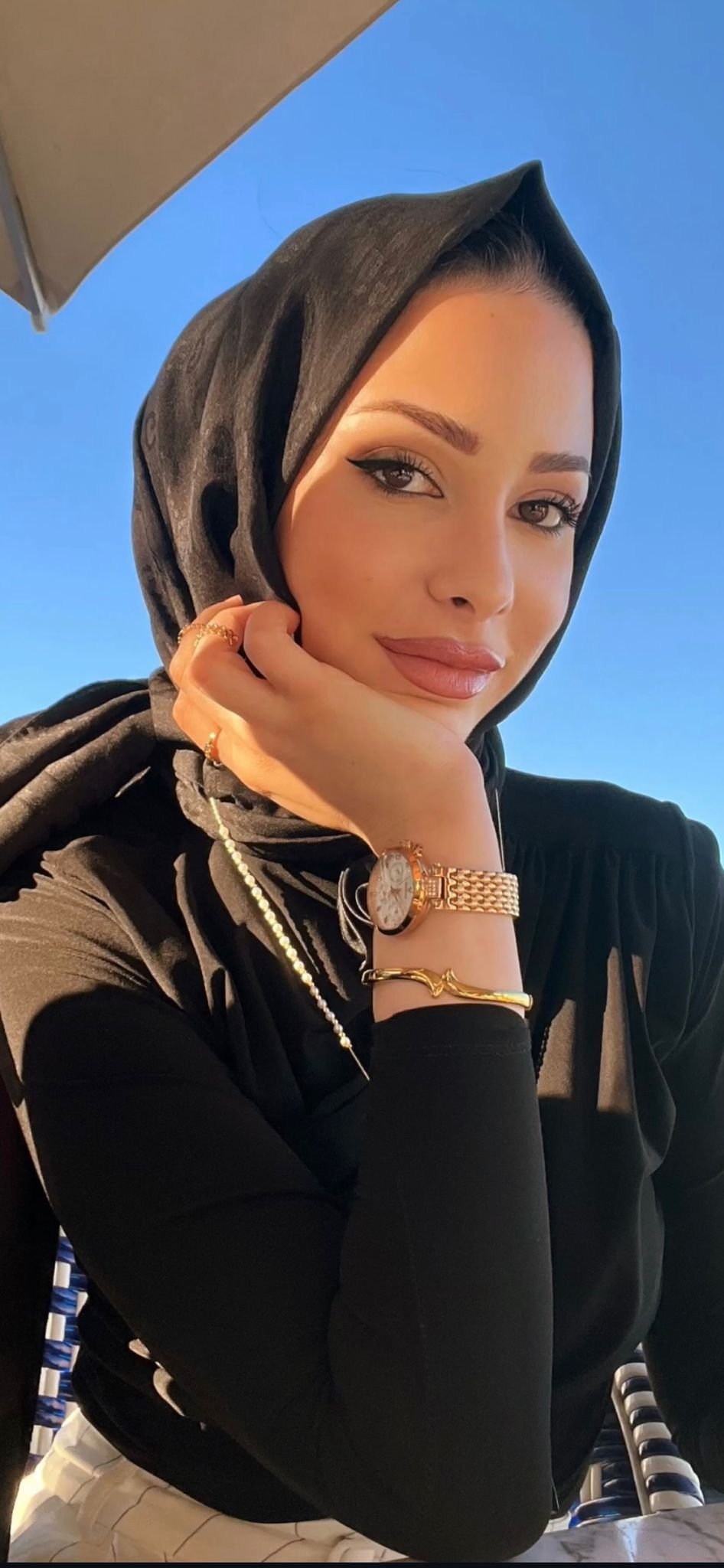 Çorlu Hayatla Barışık Kadın Escort Amine