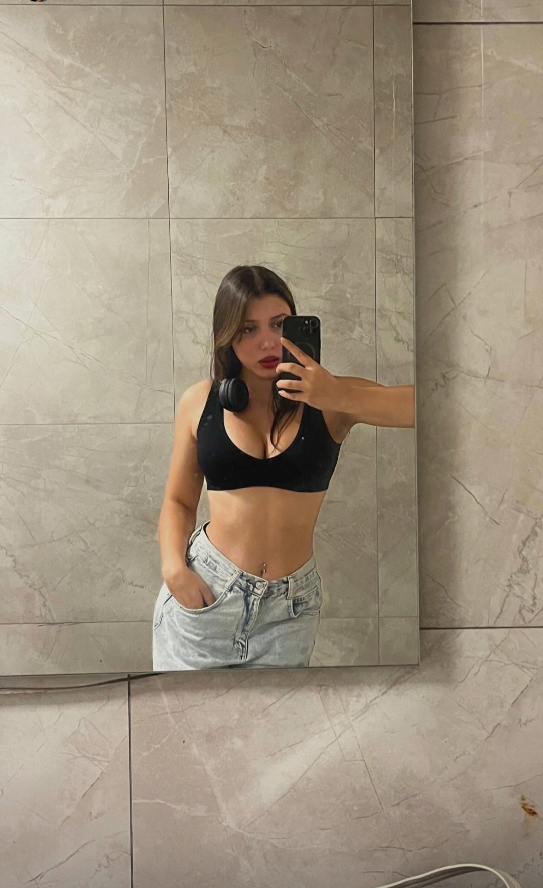 Çanakçı İranlı Bayan Escort Aimee
