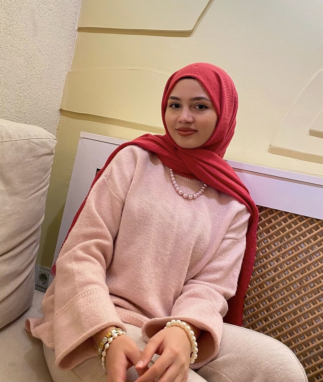 Mahmutbey Destekleyici Kadın Escort Nurgül
