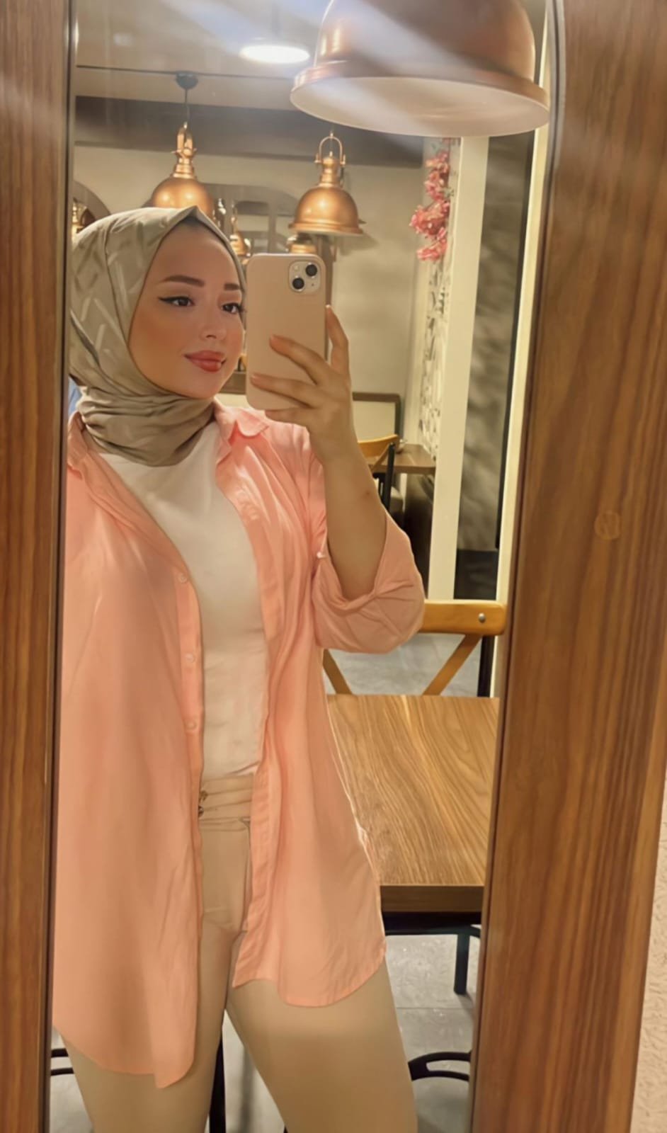 Atalar Sosyal Kadın Escort Elifnur