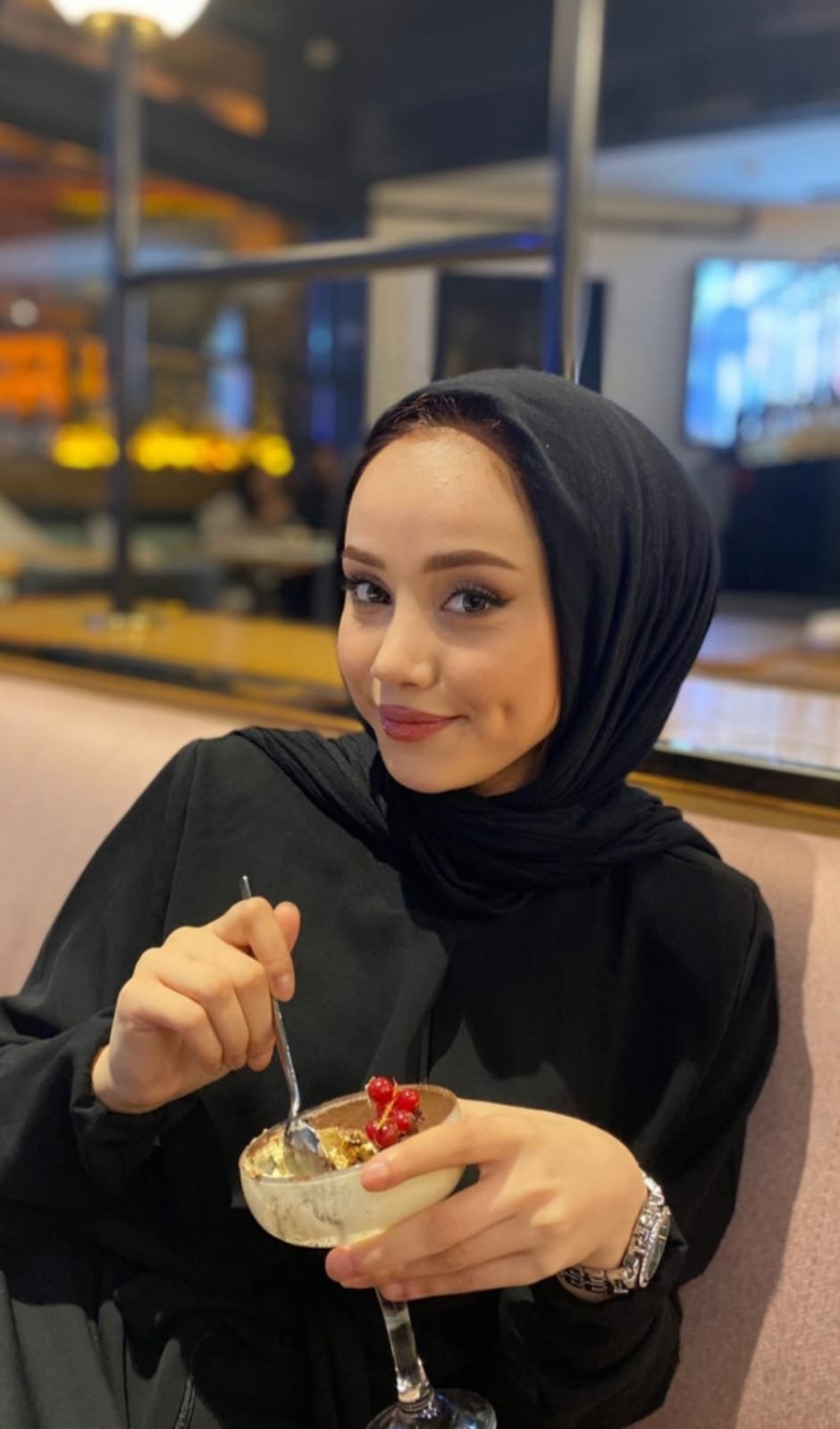 Feneryolu Sadık Arkadaş Escort Eda