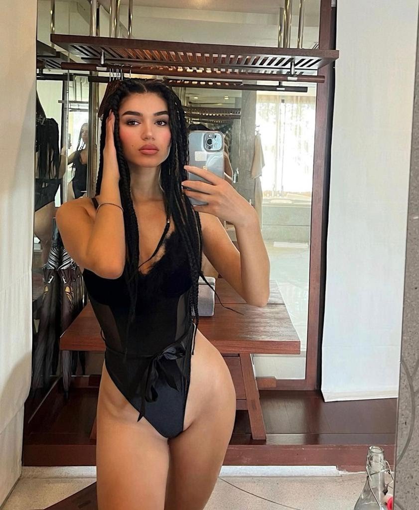 Bahçesaray Estetik Partner Bayan Escort Selin