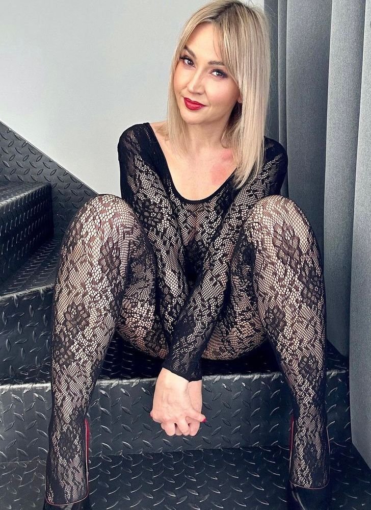 Atabey Estetik Bayan Bayan Escort Vildan